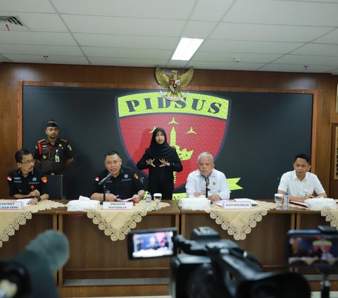 Kejagung Periksa 4 Orang Saksi Terkait Perkara Impor Gula dengan Tersangka TTL